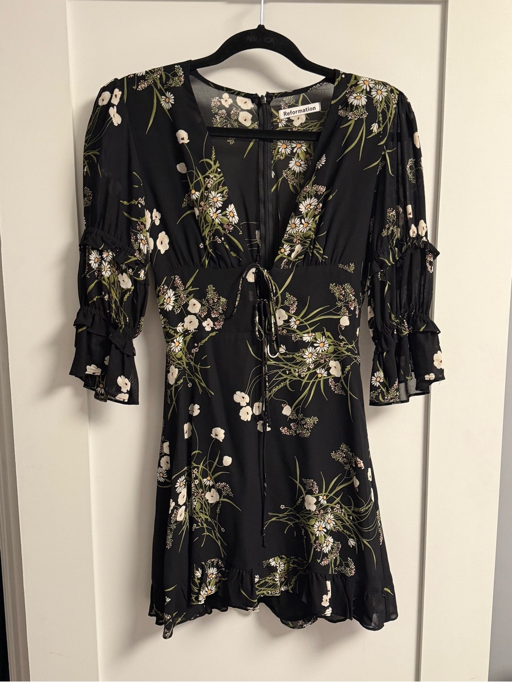 Reformation Lorelei Dress - Picture 2 of 9